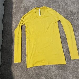 Lululemon Swiftly Tech Long Sleeves